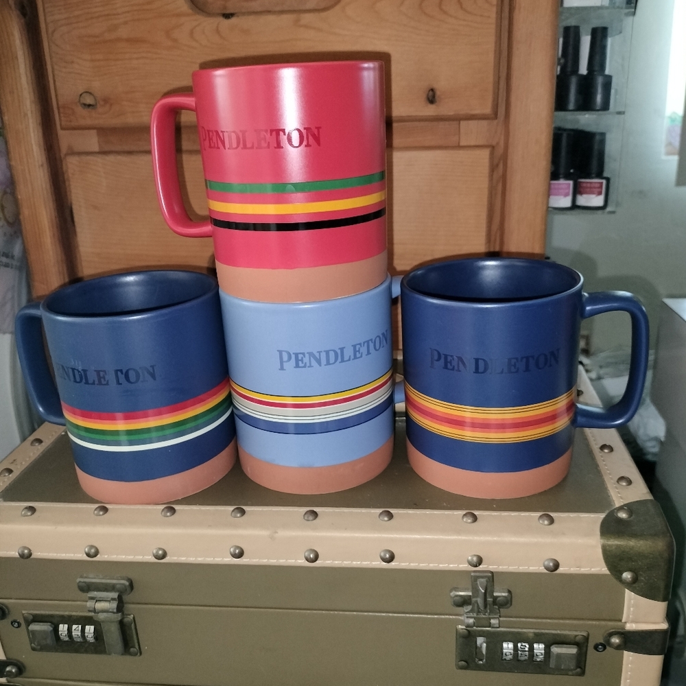 Coffee mug set of 4 , Pendleton.
